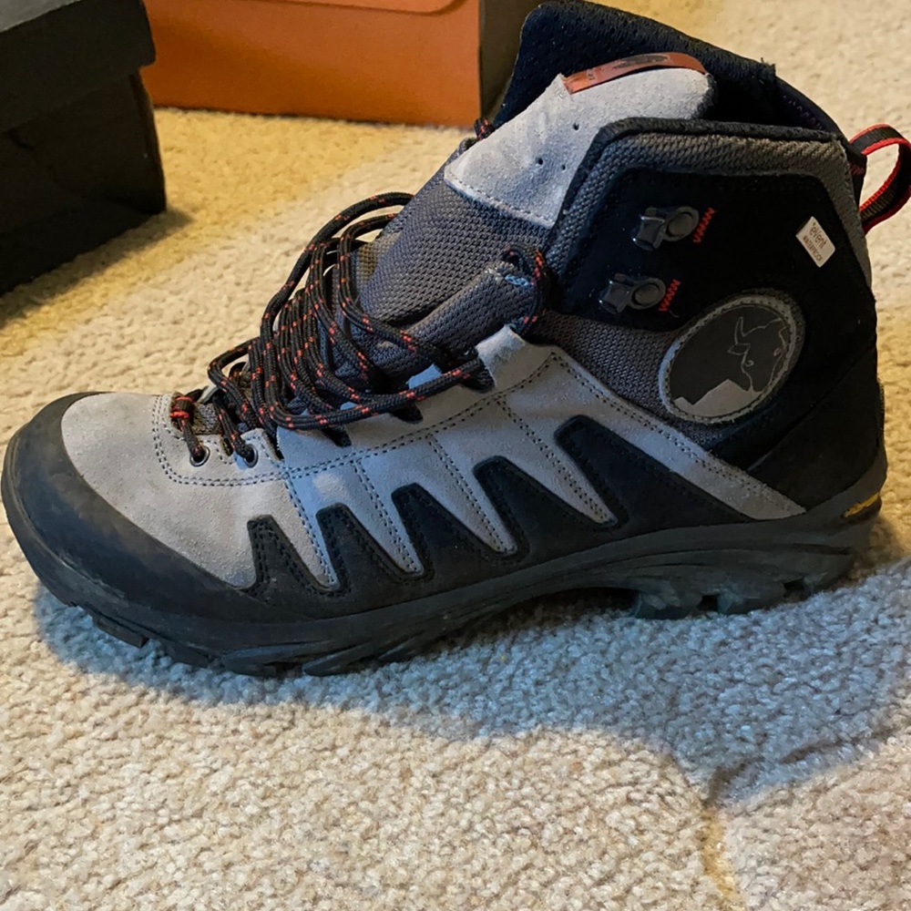 Mishmi Takin waterproof hiking boots